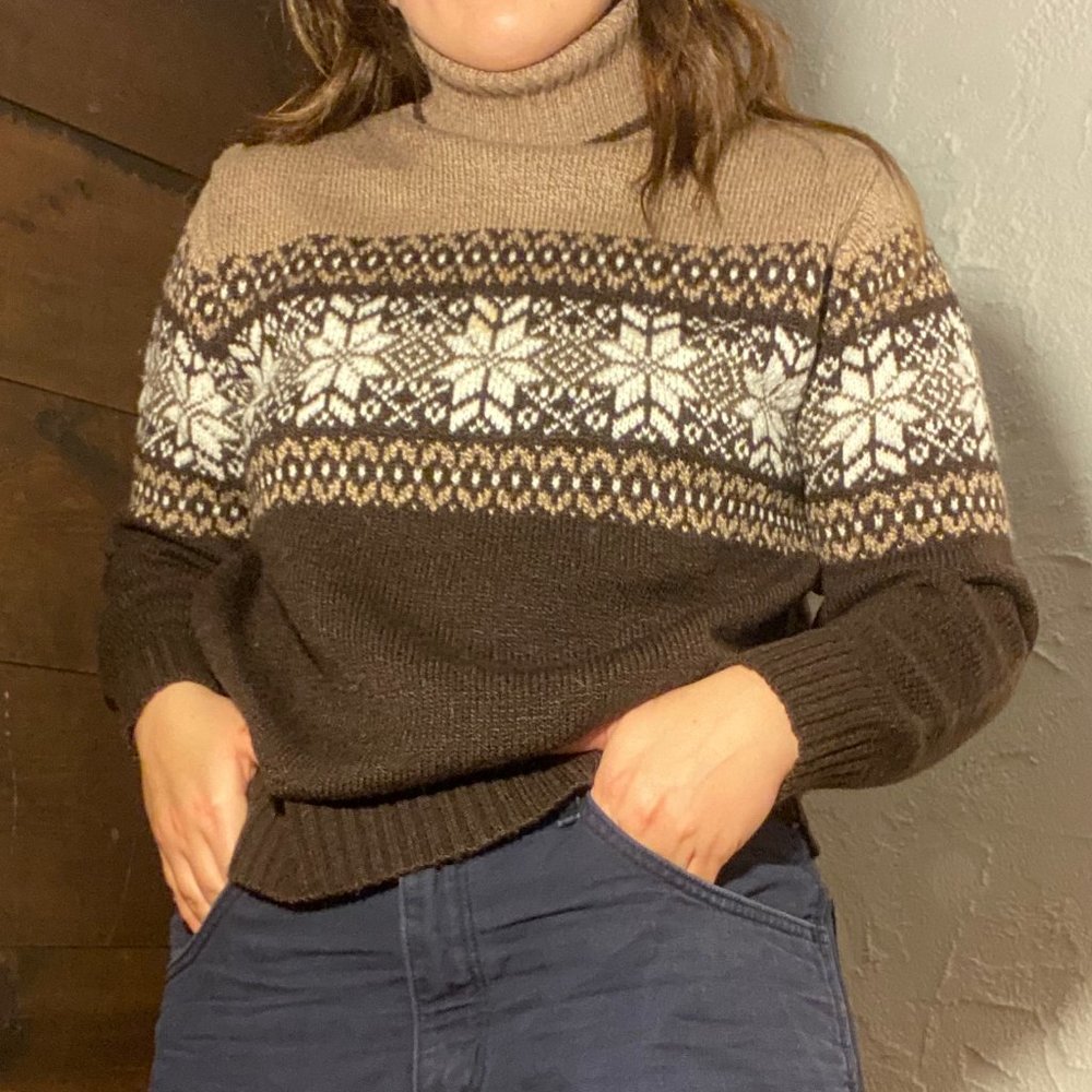 Vintage Apres Ski Turtleneck